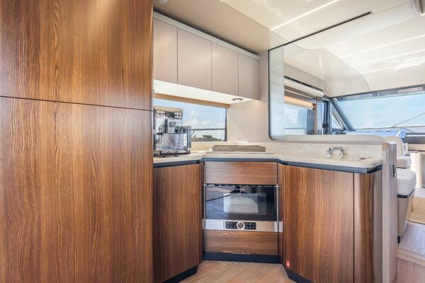 Triangle 58ft Absolute Yacht For Sale
