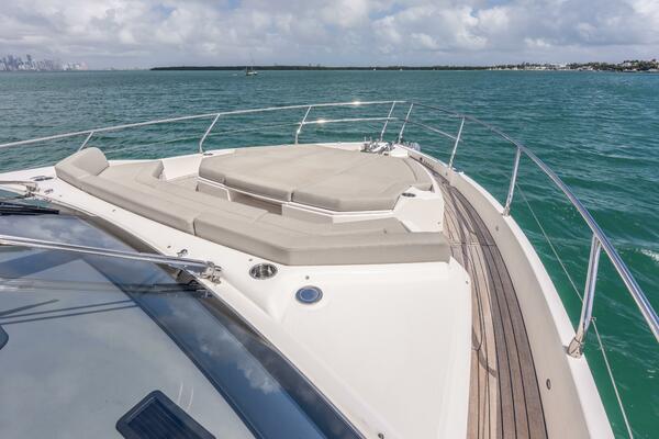 Triangle 58ft Absolute Yacht For Sale