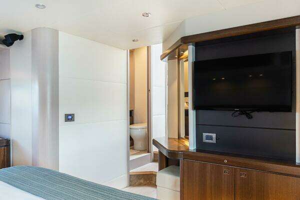 Absolute 58 Fly Yacht For Sale