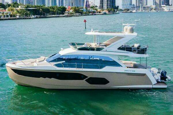 Triangle 58ft Absolute Yacht For Sale