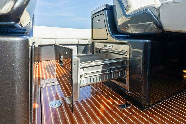 Riva Rivamare Yacht For Sale