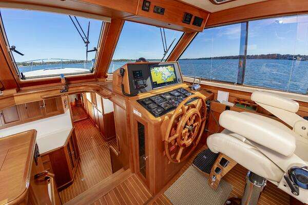 Grand Banks Eastbay 49 Eastbay SX Yacht For Sale