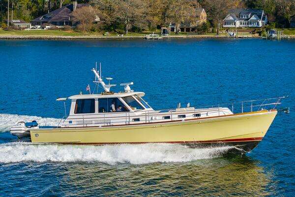 Grand Banks Eastbay 49 Eastbay SX Yacht For Sale