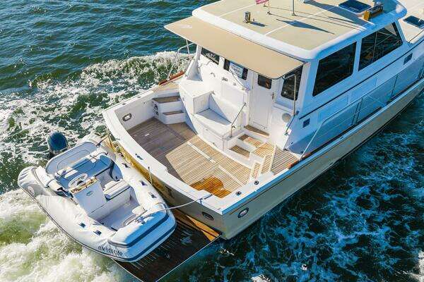 Grand Banks Eastbay 49 Eastbay SX Yacht For Sale