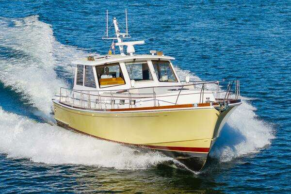 Grand Banks Eastbay 49 Eastbay SX Yacht For Sale