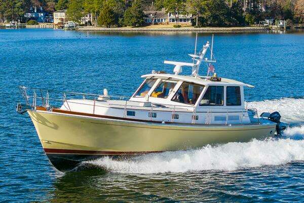 Grand Banks Eastbay 49 Eastbay SX Yacht For Sale