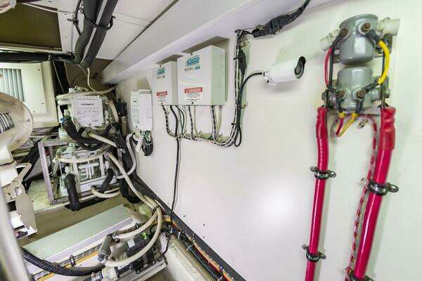 Grand Banks Eastbay 49 Eastbay SX Yacht For Sale