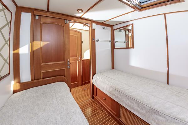 I Freedom I 49ft Grand Banks Eastbay Yacht For Sale