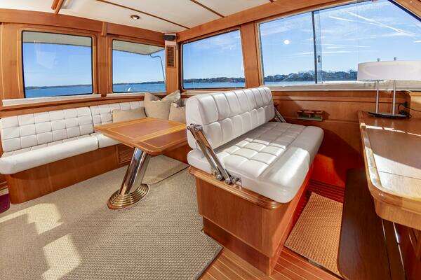 Grand Banks Eastbay 49 Eastbay SX Yacht For Sale