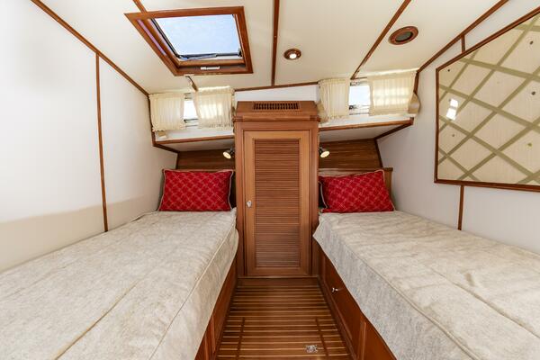 I Freedom I 49ft Grand Banks Eastbay Yacht For Sale