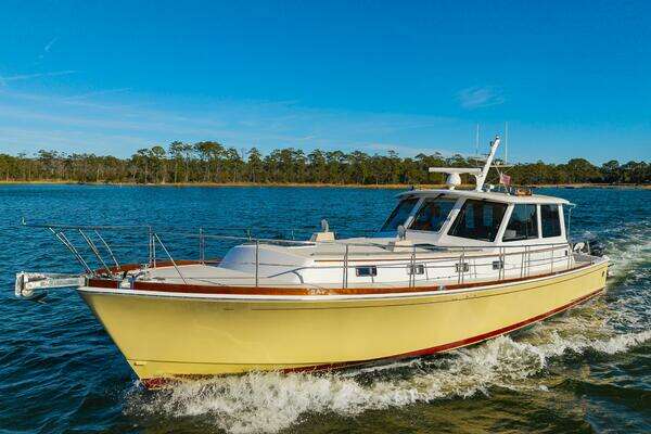 Grand Banks Eastbay 49 Eastbay SX Yacht For Sale