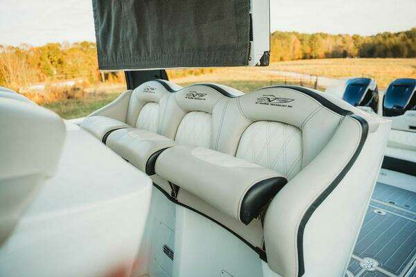 MTI V57 Yacht For Sale