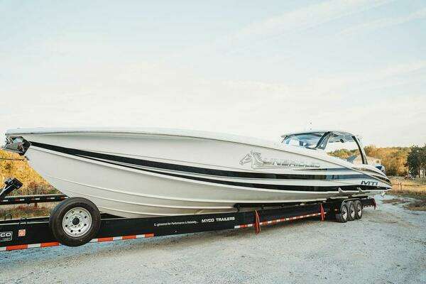 MTI V57 Yacht For Sale