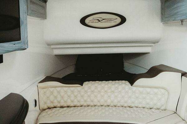 MTI V57 Yacht For Sale