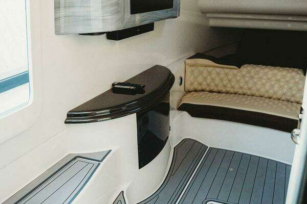 MTI V57 Yacht For Sale