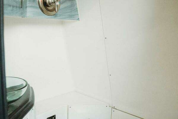 MTI V57 Yacht For Sale