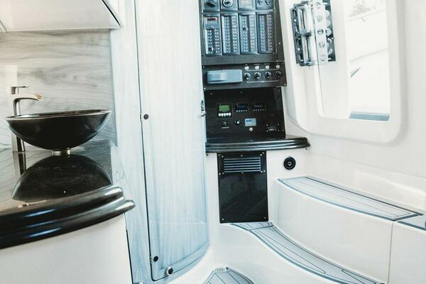 Unbridled 57ft MTI Yacht For Sale