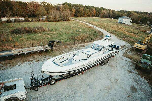 MTI V57 Yacht For Sale