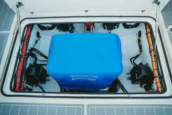 MTI V57 Yacht For Sale