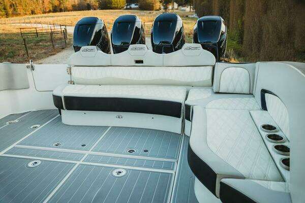 MTI V57 Yacht For Sale