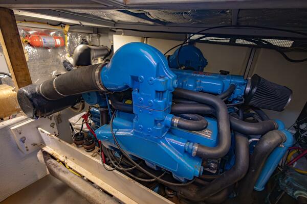 Blue Sapphire 41ft Silverton Yacht For Sale