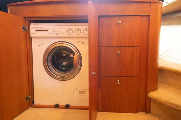 Blue Sapphire 41ft Silverton Yacht For Sale