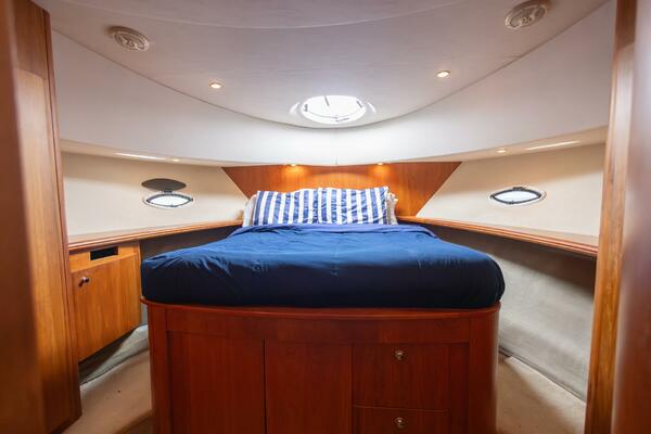 Blue Sapphire 41ft Silverton Yacht For Sale