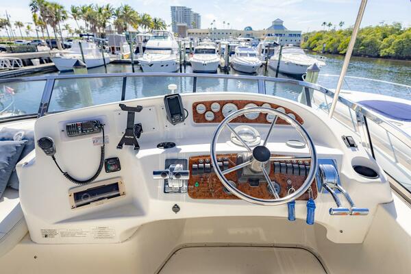 Blue Sapphire 41ft Silverton Yacht For Sale