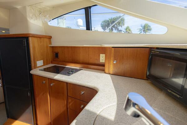 Blue Sapphire 41ft Silverton Yacht For Sale