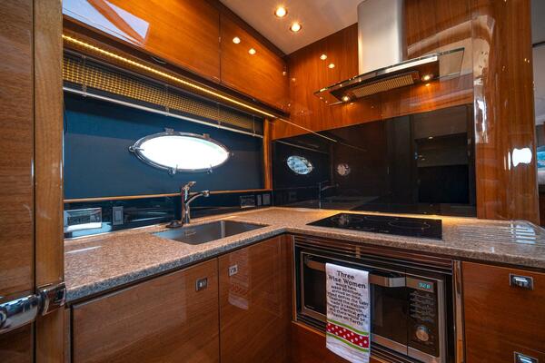 SEA LICIOUS 48ft Princess Yacht For Sale