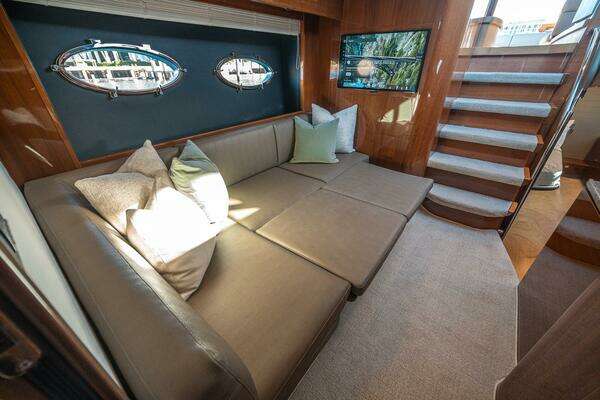 Princess V48 Yacht For Sale