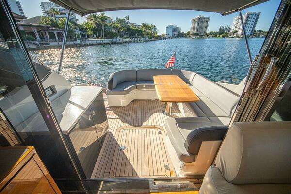 Princess V48 Yacht For Sale