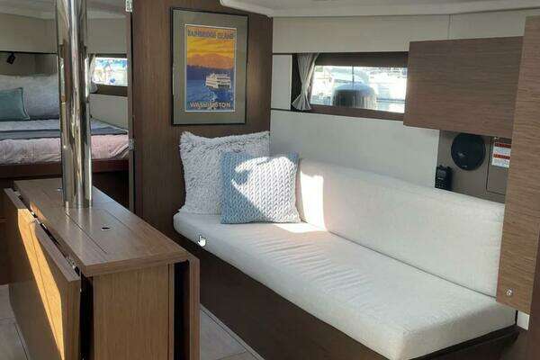 Beneteau Oceanis 38.1 Yacht For Sale