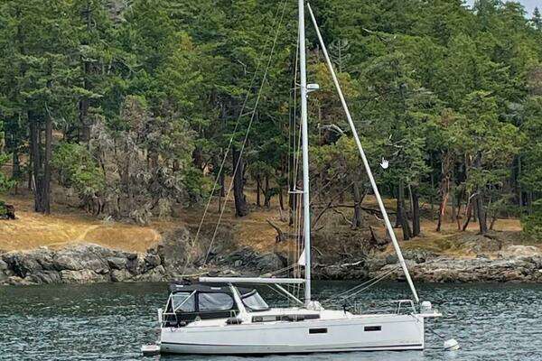 Beneteau Oceanis 38.1 Yacht For Sale