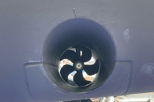 Bow thruster