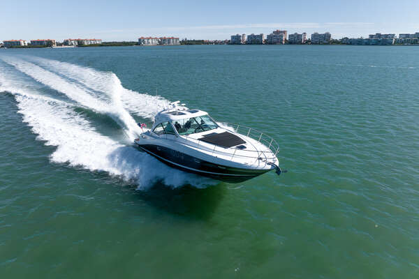 Sea Ray 50 SUNDANCER Yacht For Sale