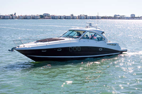 Sea Ray 50 SUNDANCER Yacht For Sale