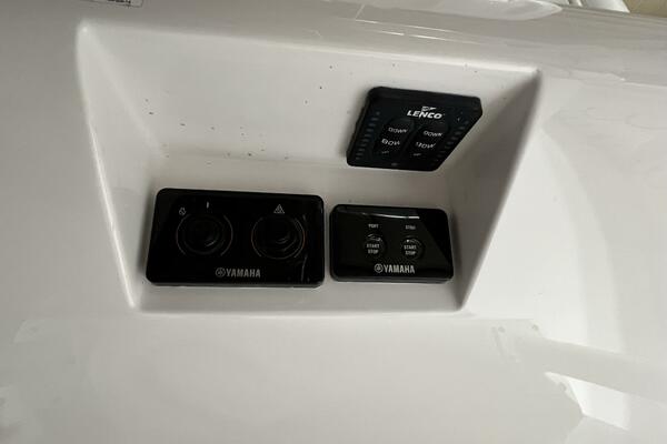 26ft Jupiter Yacht For Sale