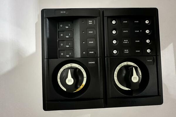 26ft Jupiter Yacht For Sale