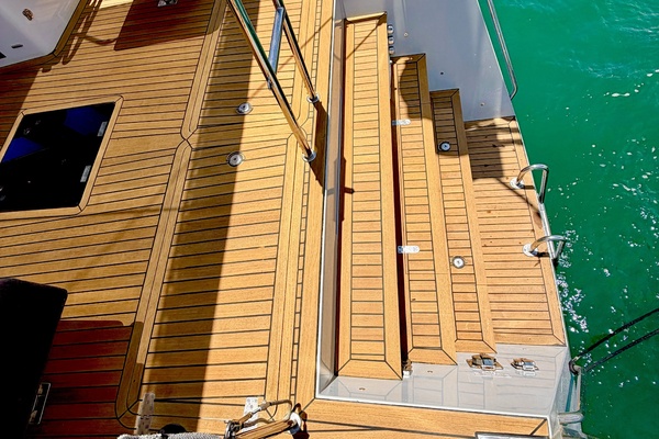 Vanishing Point 57ft Hylas Yacht For Sale