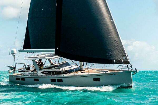 57-ft-Hylas-2021-57-Vanishing Point Nassau  Bahamas  yacht for sale