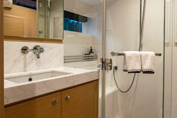 Vanishing Point 57ft Hylas Yacht For Sale