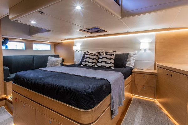 Vanishing Point 57ft Hylas Yacht For Sale