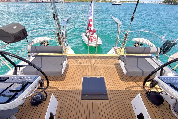 Vanishing Point 57ft Hylas Yacht For Sale