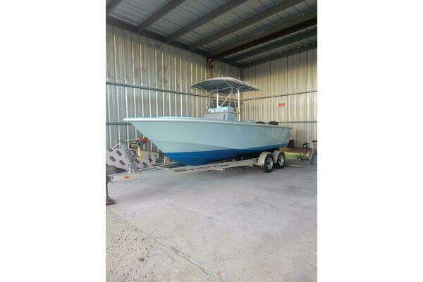 Photo of the 1996 Edgewater 210 Inshore