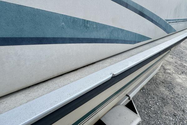 21ft Sun Tracker Yacht For Sale