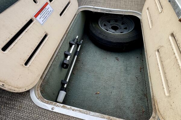 21ft Sun Tracker Yacht For Sale