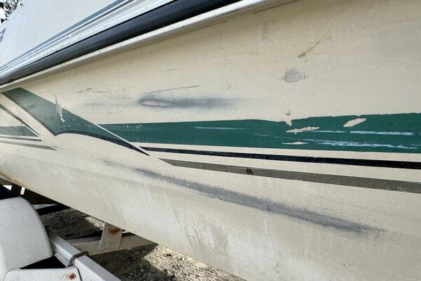 21ft Sun Tracker Yacht For Sale