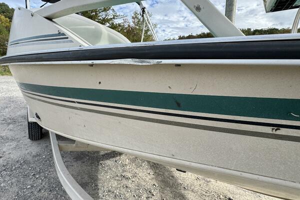 21ft Sun Tracker Yacht For Sale