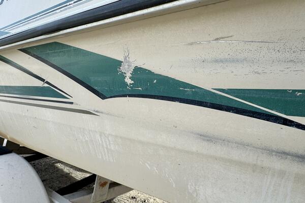 21ft Sun Tracker Yacht For Sale